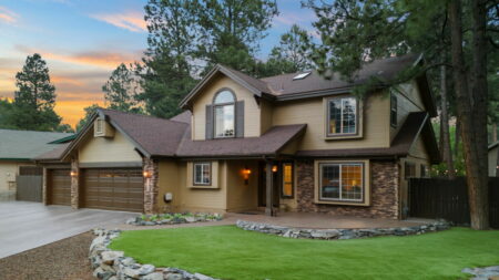 Photo of Boulder Pointe: Where Mountain Living Meets Modern Comfort in Flagstaff