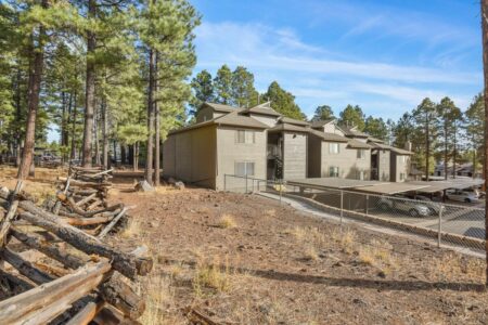 Photo of 1185 W. University Ave 16-227