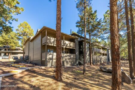 Photo of 1385 W University AVE #148