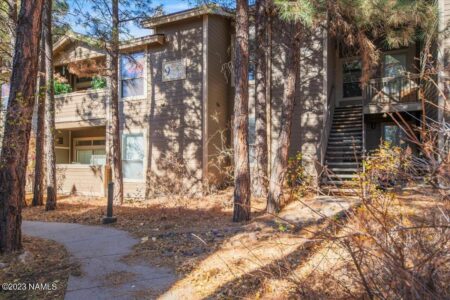 Photo of 1401 N Fourth Street #251