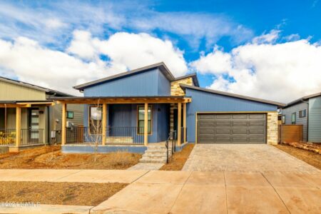 Photo of 3214 W Lockwood Way