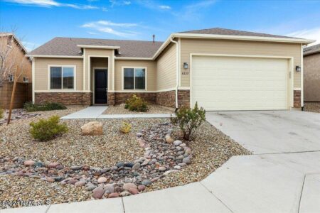 Photo of 6227 E Bower LN