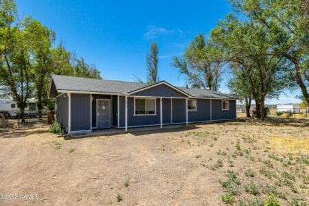 Photo of 7832 Saturn DR