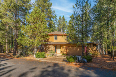 Photo of New Listing: Newly Upgraded, Modern Mountain Living in Forest Highlands