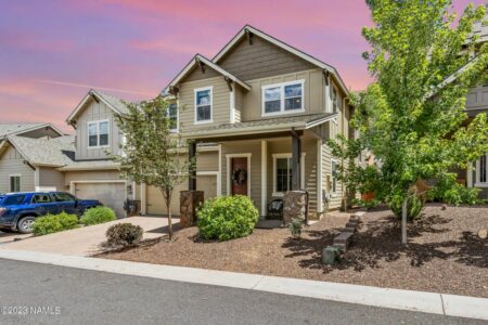 Photo of 3198 S Hannah LN