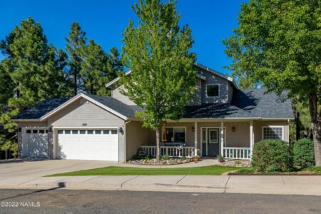 Photo of 2428 N Keystone DR